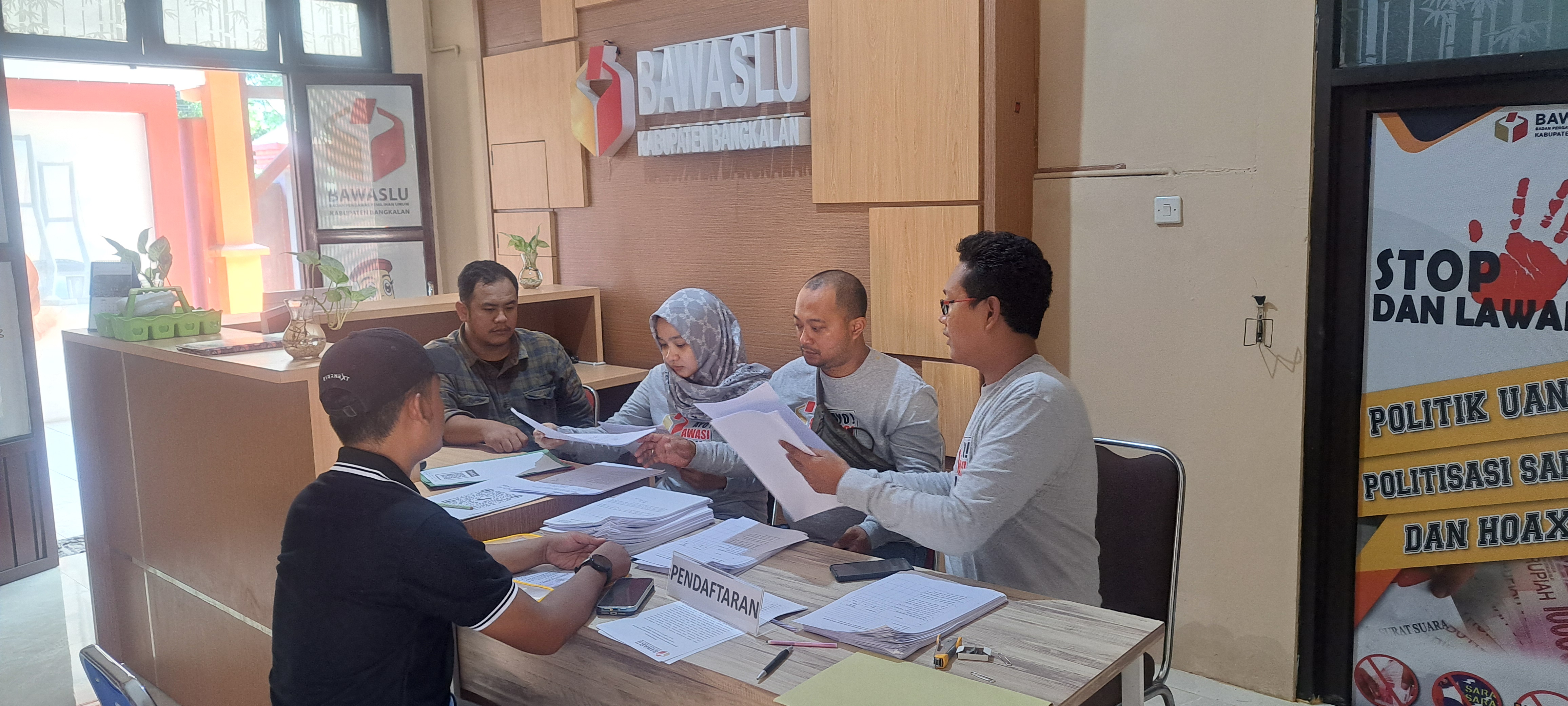 Penerimaan berkas pendaftaran calon panwascam untuk pemilihan tahun 2024