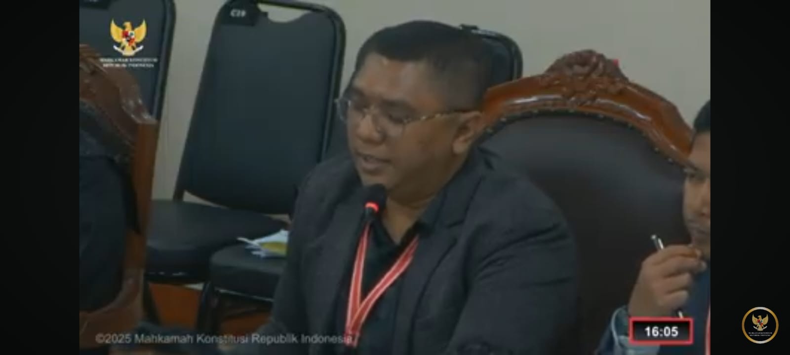 Ahmad Mustain Saleh saat menyampaikan keterangan di MK