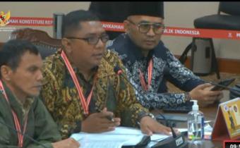 Ketua Bawaslu Bangkalan saat memberikan keterangan saat sidang PHPU di MK
