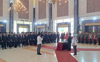 Proses pelantikan anggota PPK